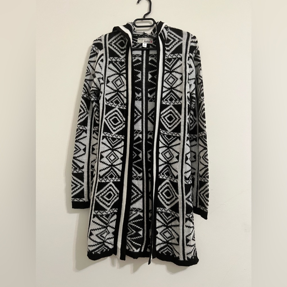Size S Hooded Derek Heart Cardigan sweater